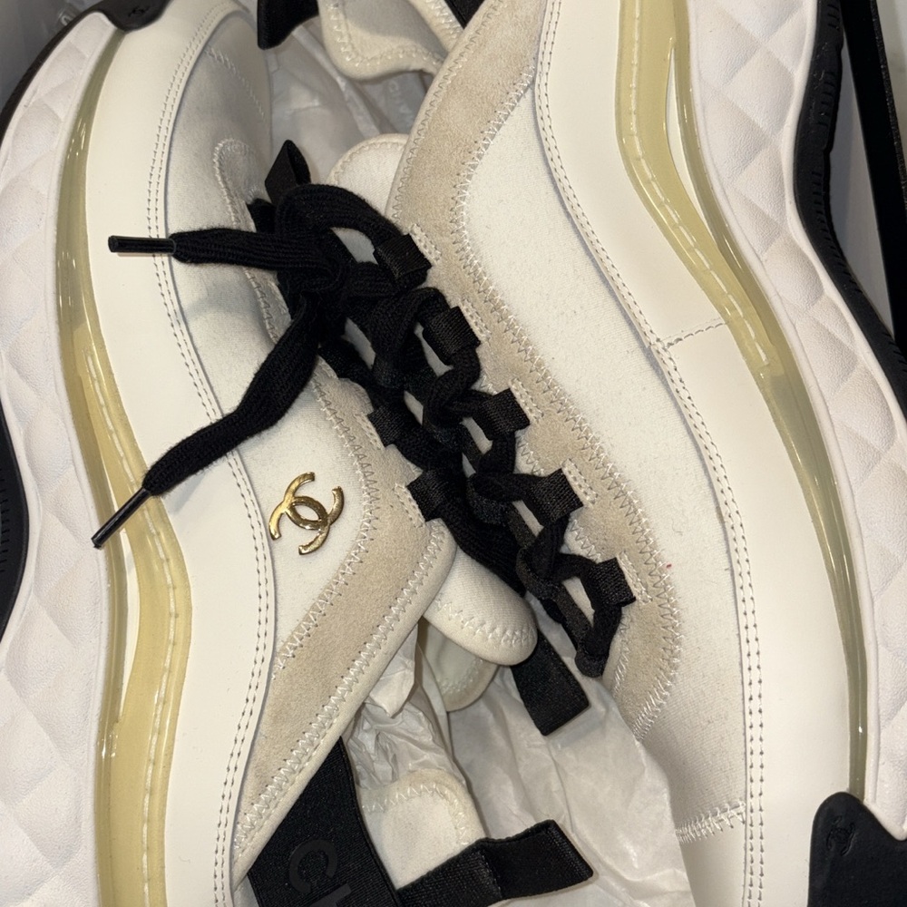 CHANEL Women's White and Beige Sneakers